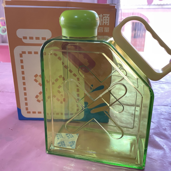 Bote de agua