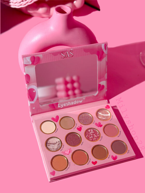Sombras Fall in Love SAS