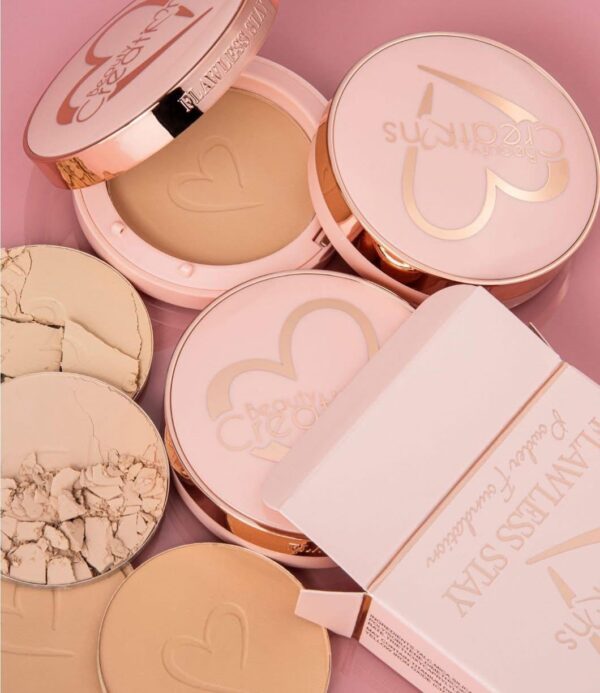 Flawless Stay Powder Foundation de Beauty Creations - Imagen 2