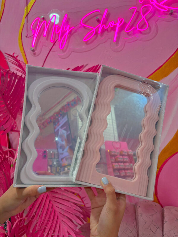 Espejos Pequeños Aesthetics