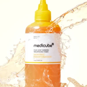 Kojic Acid Turmeric Resurfacing Toner de Medicube